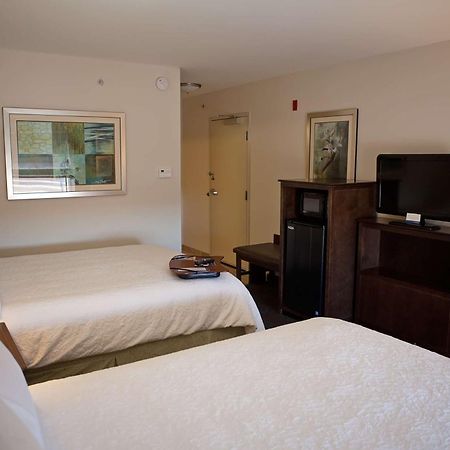 Hampton Inn Colby Ngoại thất bức ảnh