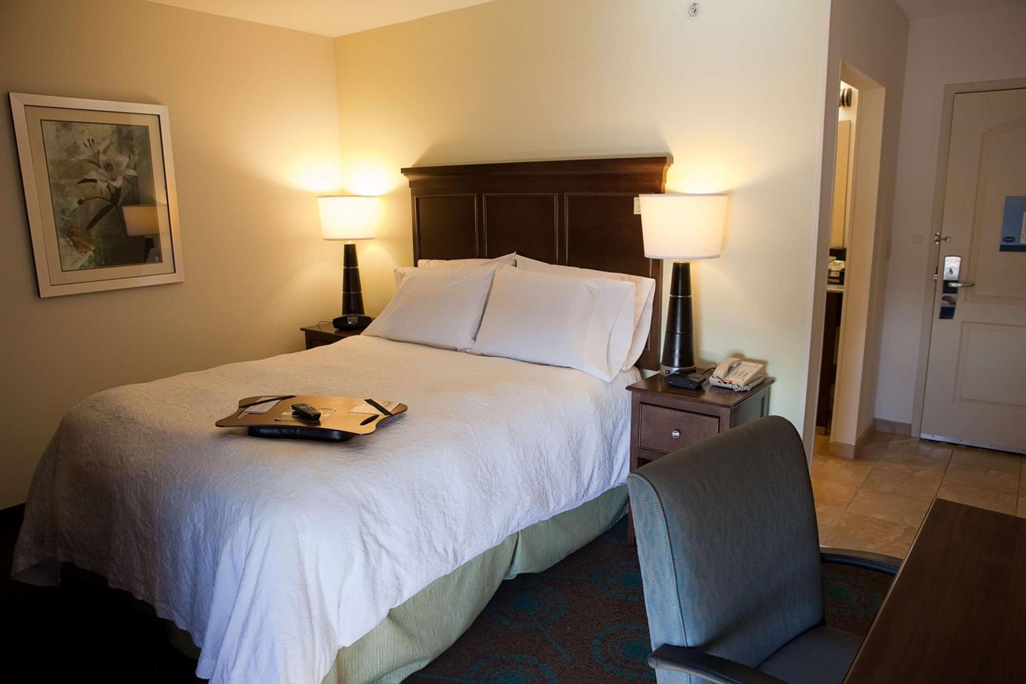 Hampton Inn Colby Ngoại thất bức ảnh